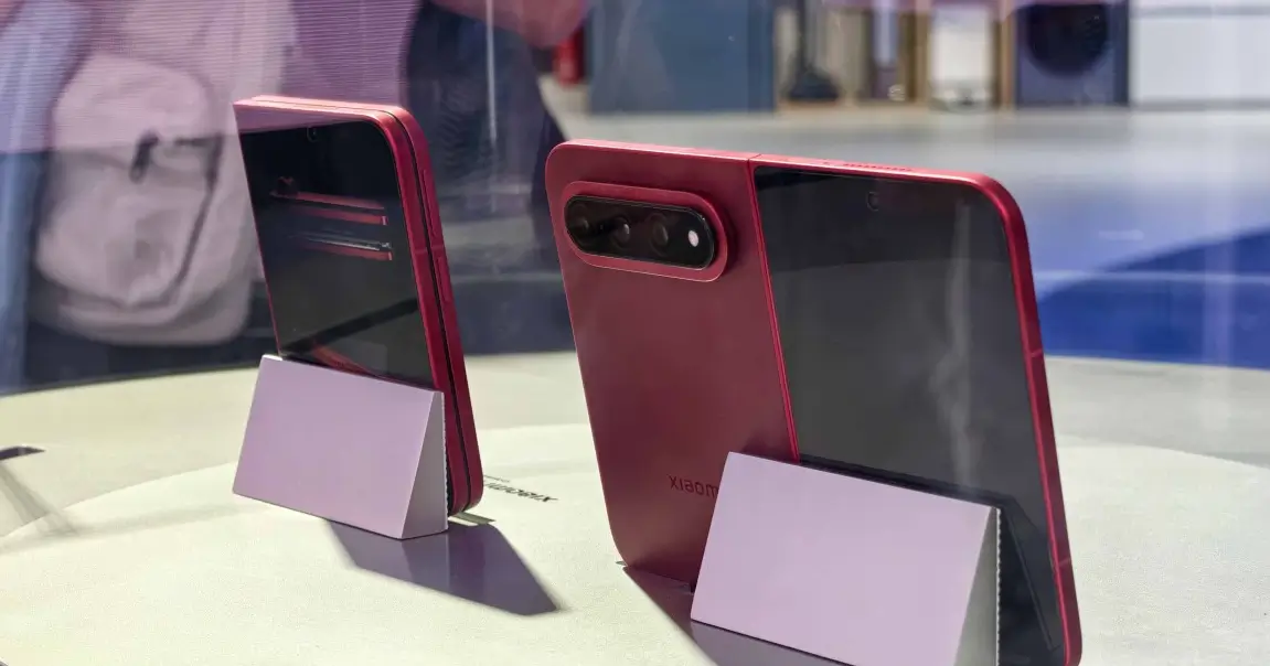 Xiaomi 18 Fold